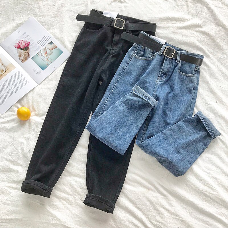 High Waisted Women's Jeans in Korean Style High Waisted Women's Jeans in Korean Style