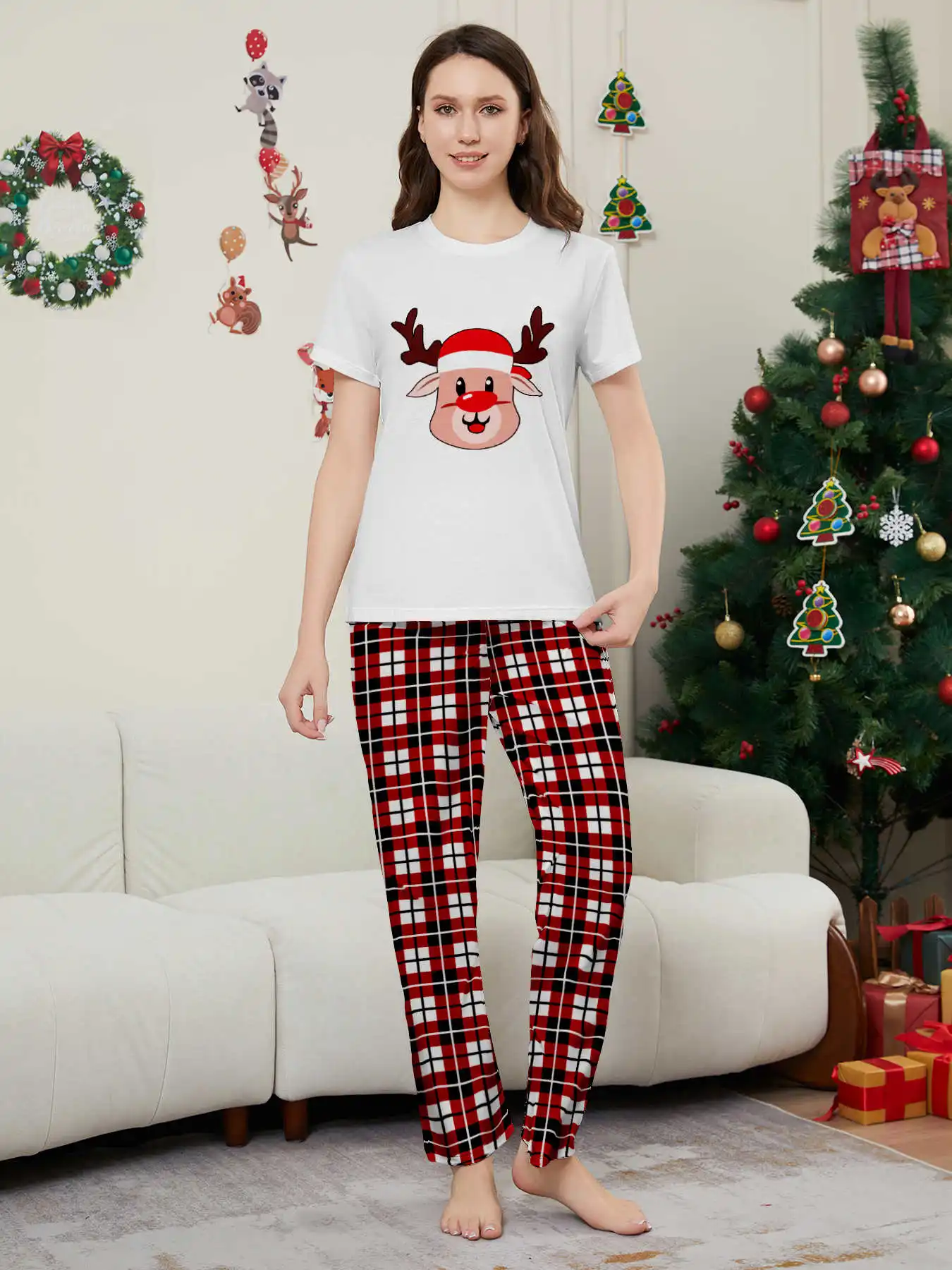 New Year's Costumes Short Sleeve Christmas Pyjamas Set Adults Kids Matching Outfits Cute Elk Print T-shirt+Trousers Loungewear New Year's Costumes Short Sleeve Christmas Pyjamas Set Adults Kids Matching Outfits Cute Elk Print T-shirt+Trousers Loungewear