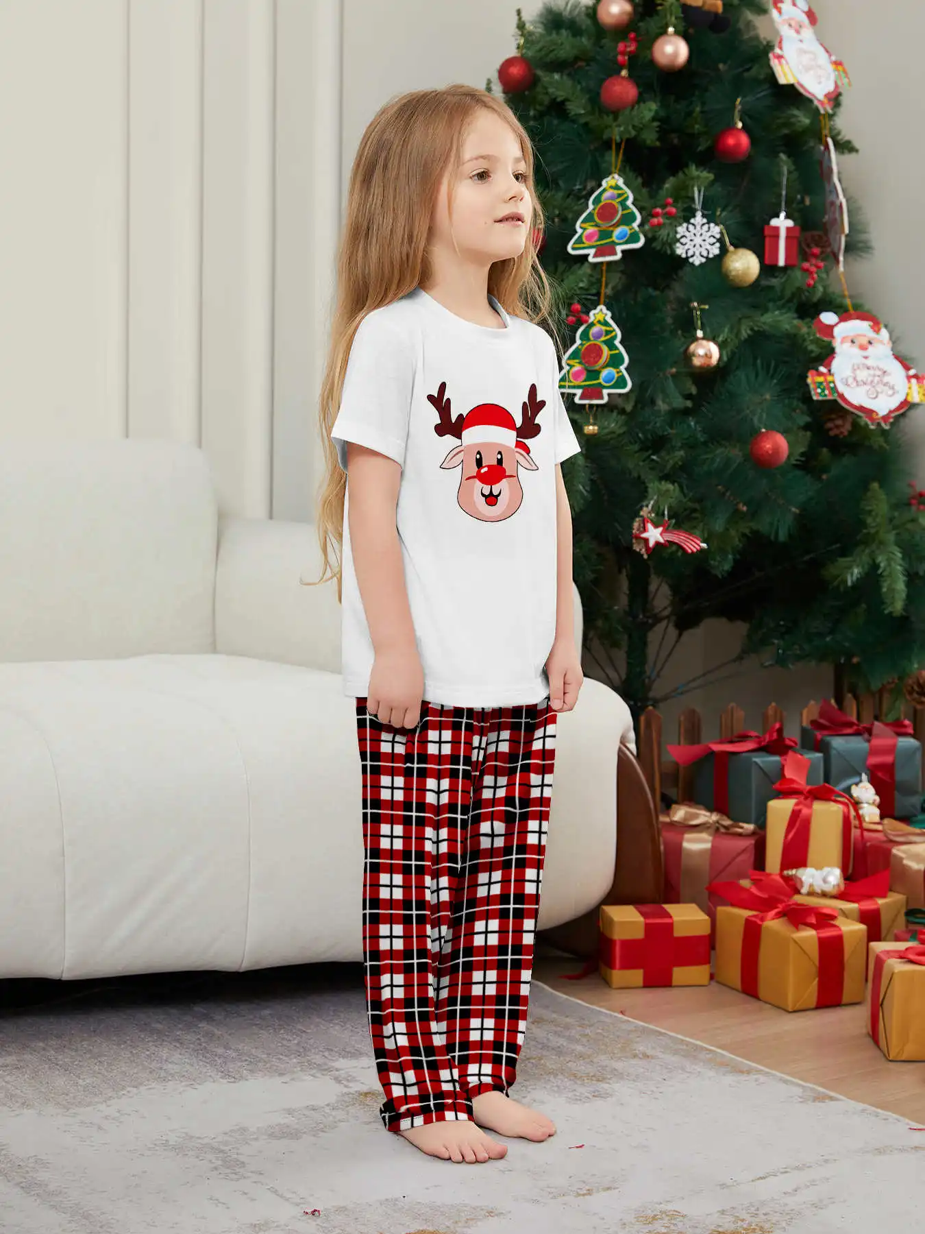 New Year's Costumes Short Sleeve Christmas Pyjamas Set Adults Kids Matching Outfits Cute Elk Print T-shirt+Trousers Loungewear New Year's Costumes Short Sleeve Christmas Pyjamas Set Adults Kids Matching Outfits Cute Elk Print T-shirt+Trousers Loungewear