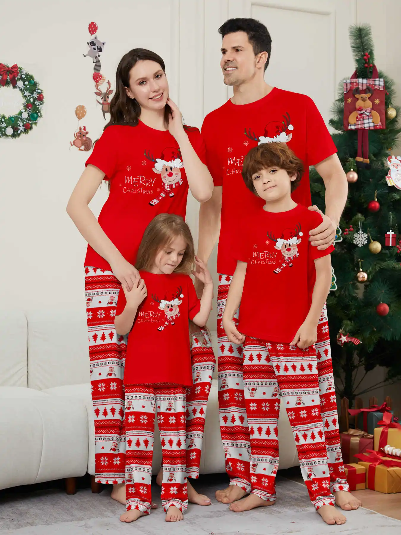 New Year's Costumes Short Sleeve Christmas Pyjamas Set Adults Kids Matching Outfits Cute Elk Print T-shirt+Trousers Loungewear New Year's Costumes Short Sleeve Christmas Pyjamas Set Adults Kids Matching Outfits Cute Elk Print T-shirt+Trousers Loungewear