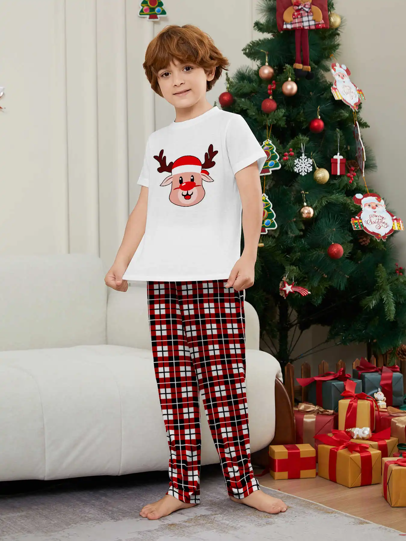 New Year's Costumes Short Sleeve Christmas Pyjamas Set Adults Kids Matching Outfits Cute Elk Print T-shirt+Trousers Loungewear New Year's Costumes Short Sleeve Christmas Pyjamas Set Adults Kids Matching Outfits Cute Elk Print T-shirt+Trousers Loungewear
