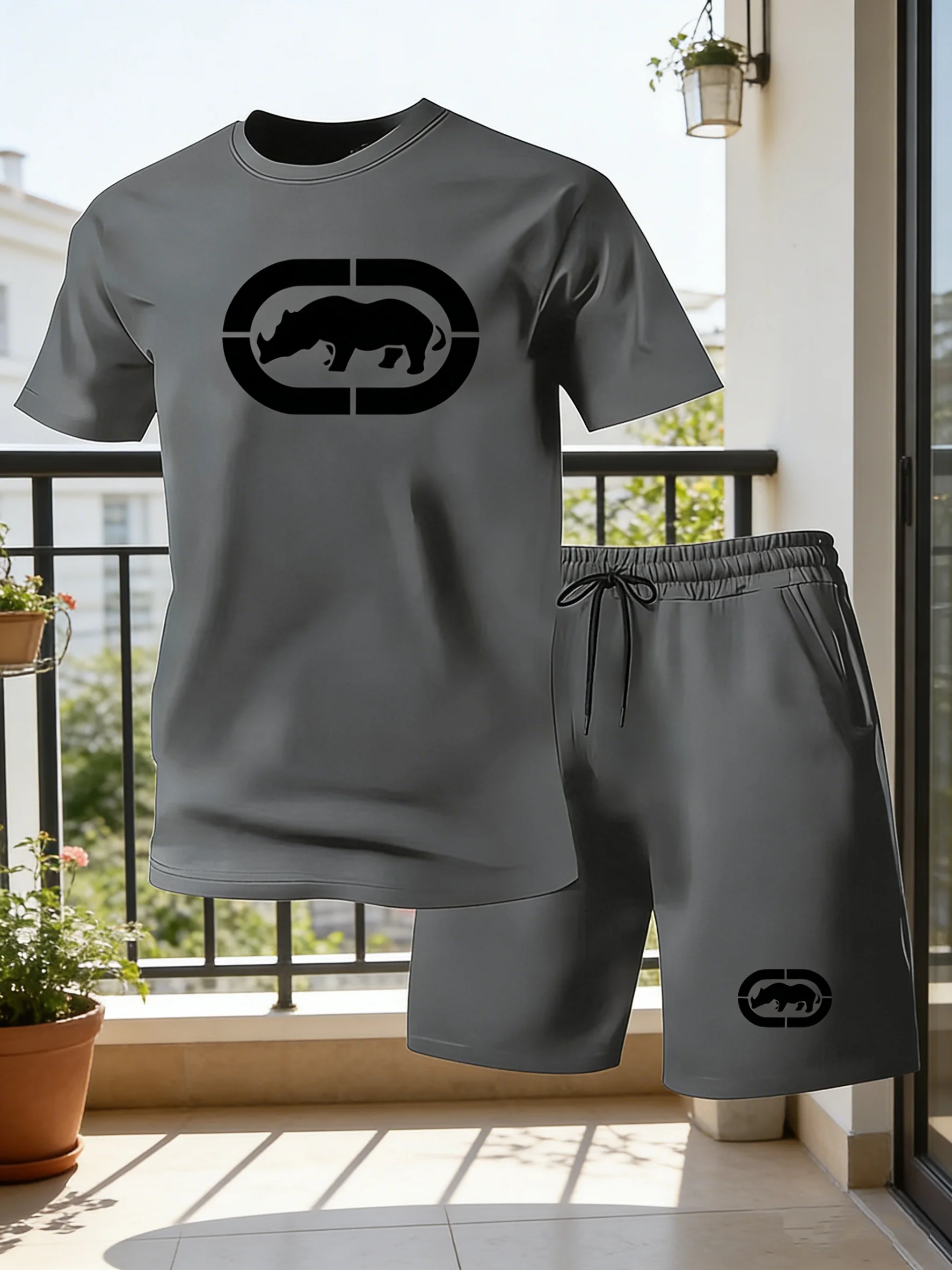 Men's Summer Breathable Sportswear Round Neck Short Sleeved Five Quarter Shorts Lightweight and Comfortable Sports Style Set Men's Summer Breathable Sportswear Round Neck Short Sleeved Five Quarter Shorts Lightweight and Comfortable Sports Style Set